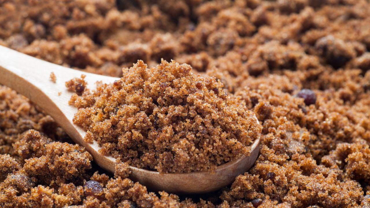 How to Keep Brown Sugar from Clumping in Rub? (3 Ways)